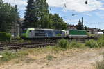 BLS 018/4485 018 mit dem Cargo Beamer in Rheydt Hbf gen Kaldenkirchen.