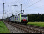 BLS + RailPool - Loks 486 505 und 186 251 mit Güterzug unterwegs bei Lyssach am 28.09.2020