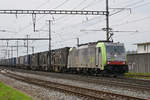 Re 486 501-0 der BLS durchfährt den Bahnhof Rheinfelden. Die Aufnahme stammt vom 16.04.2019.