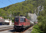 Bahnen im Berner Jura  SBB: Güterzug mit der Re 620 030-7 Herzogenbuchsee in Reuchenette-Péry am 10.