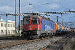 Re 620 058-8 durchfährt am 22.12.2022 den Bahnhof Pratteln.