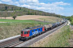 Re 6/6 11651  Dornach-Arlesheim  am 13. April 2017 mit einem Kesselwagenzug bei Concise.