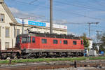 Re 620 054-7 durchfährt den Bahnhof Pratteln. Die Aufnahme stammt vom 24.10.2019.