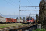 Refit Re 620 029-9 (Re 6/6 11629)  INTERLAKEN  und Re 620 016-6 (Re 6/6 11616)  ILLNAU-EFFRETIKON  als DOPPELPACKET nach Gerlafingen.
Lasthalber schleppten am 25. März 2020 die Interlaken und die Illnau-Effretikon mit ihren 21'200 PS ihre schwere Güterlast nach Gerlafingen zur Stahl AG, was zu einem äussert seltenen Anblick führte.
Foto: Walter Ruetsch 