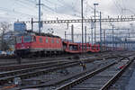 Re 620 053-9 durchfährt den Bahnhof Pratteln. Die Aufnahme stammt vom 28.01.2022.