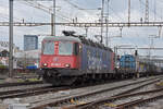 Re 620 005-9 durchfährt am 06.02.2023 den Bahnhof Pratteln.