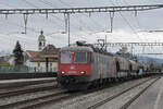 Re 620 078-6 durchfährt am 27.02.2023 den Bahnhof Rupperswil.