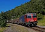 SBB CARGO: Gterzug mit der Re 620 042-2  MONTHEY  im Berner Jura auf der Fahrt zum RB Biel unterwegs.