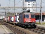 SBB - Re 6/6  620 042-2 mit Güterzug unterwegs im Bahnhof Prattelen am 05.05.2014