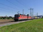 SBB - Re 6/6  11679 mit Re 4/4  11322 unterwegs bei Lyssach am 22.08.2015