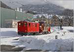 Wenn es schneit, rückt die CEV HGe 2/2 N° 1 mit dem Xrot 91 aus, hier ist das Gespann bereits wieder auf dem Rückweg in Dépôt von Blonay.
