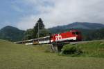 Die Landschaft macht es mglich, dass ich am 07.07.2013 eine reine Golden-Pass Kompositition mit der HGe 101 966-0 an der Spitze aufnehmen konnte.