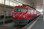 Im Bahnhof von Disentis-Mustér ist R 827 bereitgestellt, den am 04.08.2018 die HGe 4/4 II Nr.