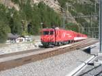 Hier ein Regio von Brig nach Zermatt, bei der Ausfahrt am 29.7.2009 aus T�sch.