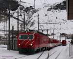 Einfahrt der MGB 108 HGe4/4II mit R815 von Disentis (06:40) �ber Andermatt (08:22/08:37) nach Visp (10:50).