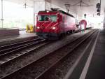 HGe 4/4 104 der MGB im Bahnhof Disentis Must�r am 19.