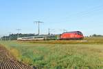 Re 460 059-9 mit B EWII 20-34 544, B(pm51) FC, Apm61, AS EWIV und A Dosto kurz vor Hindelbank am Morgen des 22.08.2017.