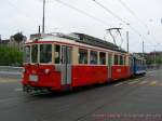 Ein historischer Forchbahntriebwagen an der Tramparade am Limmatquai. (26.5.2007)