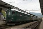 SBB Historic Re 4/4 I 10001 mit dem aus Leichtstahl-Wagen und dem BDt 1990 gebildeten Pendelzug, der zwischen dem Festgelnde im Depot Olten und dem Bahnhof Olten pendelte.
08.05.10