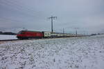 Re 460 mit umgeleitetem IC bei Hindelbank am 11.1.2026