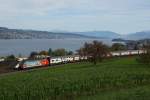 Am 26.10.2013 zieht meine Lieblings-Werbelok, die Re 460 036-7, den IR 2346 vor der herrlichen Kulisse des Zürichsees von Horgen Oberdorf Richtung Thalwil, aufgenommen ausgangs Horgen Oberdorf.