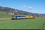 Am 12.03.2021 ist SBB Re 420 138-0 mit X 60 85 99-90 108-9 und BDt 50 85 82-33 990-1 als Messzug im Gürbetal unterwegs und konnte hier bei Mühlethurnen aufgenommen werden.