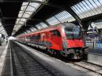 ÖBB - Railjet bei der einfahrt im HB Zürich am 19.07.2014 an der Spitze der Steuerwagen Afmpz 73 81 80-90 722-7