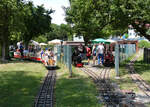 Viel Publikum am Fest '50 Jahre Steiner Liliputbahn'.