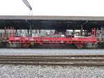 SBB - Gterwagen Typ Ks 21 85 330 2 000-2 im SBB Gterbahnhof von Biel-Bienne am 02.11.2008