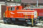 FO - Tm 2/2 4972 am 17.06.1995 in BRIG - Diesel-TRAKTOR fr Rangier- und Bauzugdienst ohne Zahnrad.- Baujahr 1960 - SCHOEMA2391 - Motor DEUTZ A12L714 - 170 KW - Gewicht 21,80t - LP 7,20m - zulssige Geschwindigkeit km/h 33/45geschleppt - Mutation: 1961 - 1976 als V 12 auf der Werksbahn der Alsen´schen Portlans-Cement-Fabriken Itzehoe mit Spurweite 860mm - 1976 verkauft an FO - Umspurung durch SCHOEMA in Diepholz - seither Tm 2/2 4972 - jetzt mit Rechteckscheinwerfer.
