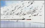 BDeh 2/4 42 erreicht in K�rze die Station Oberalppass.