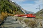 HGe 4/4 mit dem Regionalzug 241 von Brig nach Zermatt kurz nach Tsch.