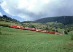 MGB exFO GLACIE-EXPRESS F 901 von Chur nach Zermatt am 04.08.1992 bei Segnas mit E-Lok HGe 4/4II 106 - RhB WR 3815 - B - RhB B - BVZ B - BVZ A.