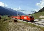 MGB exFO GLACIE-EXPRESS A 10902 (bis 22.05.1993) von Zermatt nach Chur am 18.08.1991 Ausfahrt Oberwald mit E-Lok HGe 4/4II 104 - RhB B - BVZ B - B - RhB B -....