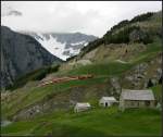 Bergan -     Regioonalzug der MGB auf der Zahnradstrecke zwischen Andermatt und Nätschen.