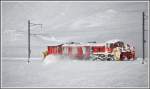 Die Arbeit auf dem Oberalppass ist erledigt und die Schneerumeinheit fhrt nach Andermatt zurck. (10.01.2012)