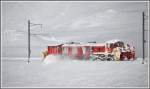 Die Arbeit auf dem Oberalppass ist erledigt und die Schneerumeinheit fhrt nach Andermatt zurck.
