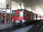 RE1240 mit Deh 4/4 von Scuol-Tarasp hat Disentis/Mustr erreicht (05.09.2004)