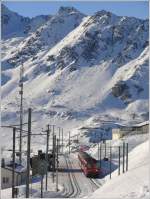 R856 in der Station Ntschen am Oberalppass und man fhlt sich hier oben wirklich ein Stck nher bei Gott. (Beziehend auf die tollen Kommentare) 10.01.2009