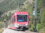 Hier ein Zermatt Shuttle nach Tsch, bei der Einfahrt am 29.7.2009 in Tsch.