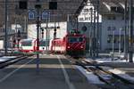 HGe 4/4 mit dem Regio nach Andermatt, bei der Einfahrt in Brig am 29.1.17.