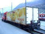 MGB - Gterwagen Sbk  2752 im Bahnhof von Zermatt am 19.04.2007