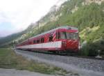 Hier ein Zermatt Shuttle nach Zermatt, bei der Ausfahrt am 29.7.2009 aus Tsch