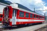FO - B 4266 am 06.06.1993 in Disentis - Erste Neubauserie REISEWAGEN fr den Transitverkehr - Baujahr 1965 - FFA/SIG - Gewicht 13,00/17,70t - LP 16,97m - 56 Sitzpltze 2.Klasse, 20 Stehpltze -