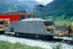FO - Fd 4851s am 01.06.1993 in OBERWALD - SCHOTTERWAGEN - 1 offene Plattform - Baujahr 1976 - SWP - Gewicht 8,30t - Zuladung 15,00t - LP 8,91m - zulssige Geschwindigkeit km/h 65/55 - 5=08.03.1988 -