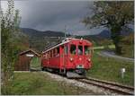 An der Riviera Vaudoise schien im Gegensatz zum Lavaux immerhin zeitweise die Sonne, so dass ich mich entschied, statt die  Trains des Vignes  Strecke mit Umleitungsverkehr, lieber die Blonay Chamby Bahn zu besuchen, immerhin ist es bereits das zweiletzte Wochenende dieser Saison.

Der Blonay-Chamby Bernina Bahn ABe 4/4 I N° 35 fährt auf seiner Fahrt von Blonay nach Chaulin beim Halt in Cornaux. 

18. Okt. 2020