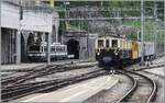 L'aventure ferroviaire de l'Oberland Bernois / Das Bahnabenteuer des Berner Oberlands - Das Bild zeigt eine Paralleleinfahrt des MOB FZe 6/6 2002 der Blonay Chamby Bahn mit seinem Riviera Belle Epoque Zug von Blonay nach Montreux und dem Rochers de Naye Beh 4/8 304  La Tour de Peilz  bei der Ankunft in Montreux. Leider stimmt das so nicht ganz, der FZe 6/6 ist bereits vor einer viertel Stunde in Montreux angekommen und rangiert nun seinen Zug um ihn sp�ter f�r die R�ckfahrt nach Chaulin zu �bernehmen. 
Aber lassen wir uns von  Fakten  den Eindruck nicht verderben und geniessen den Anblick der  Paralleleinfahrt ...

5. September 2026