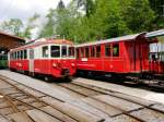 Goldenpass CEV - Fotoextrafahrt für Bahnforum.ch mit den Zahnradtriebwagen BDeh 2/4 73 zu Besuch bei der Touristikbahn BC im Bahnhofsareal in Chaulin am 16.05.2015