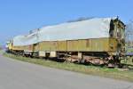 Der ABDe 2/4 155 (1931/46 umgebaut aus Gleichstromtriebwagen FMA BCFe 4/4 5) ex. GFM (heute TPF) abgestellt beim Bahnmuseum Kerzers in Kallnach, 10.03.2014.