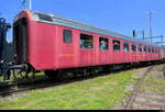 Clup Bm 22-70 mit dem Wagen SRm 56 85 89-70 401-0 zu Besuch im Bahnmuseum Locorama in Romanshorn am 19.07.2026